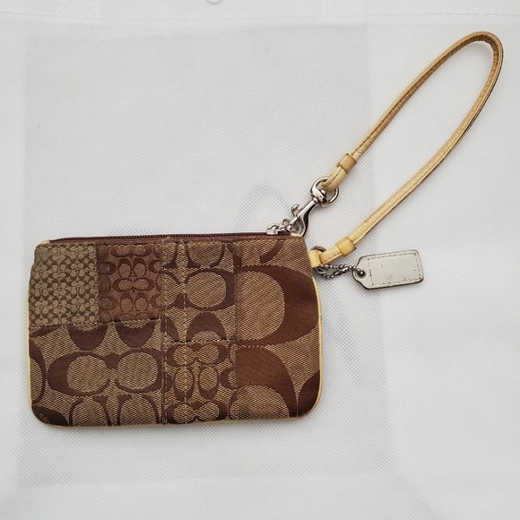 Coach Wristlet - Picture 2 of 5